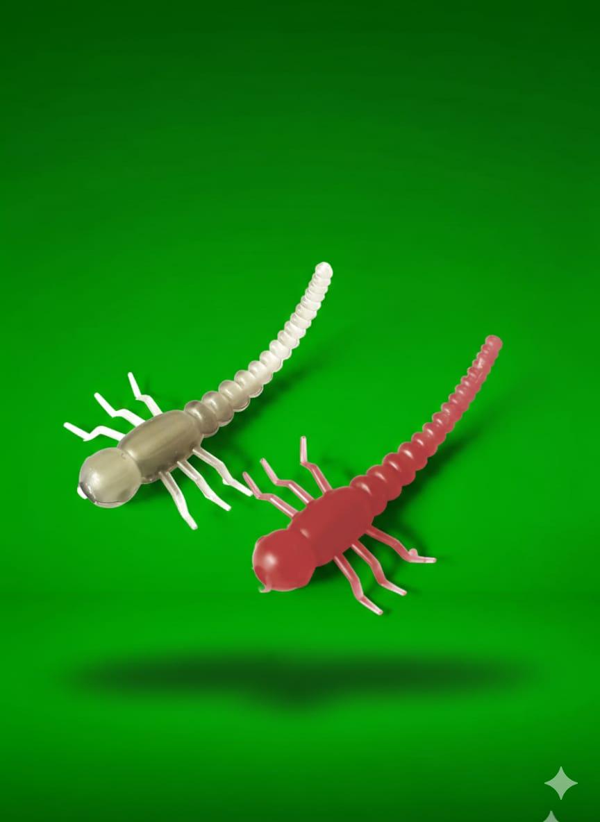 Larvae Aligner , one red and one white, on a green background