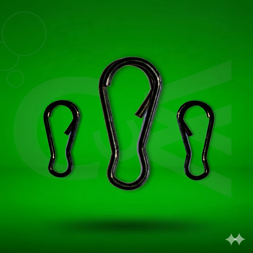  Quick Change Clips on a green background